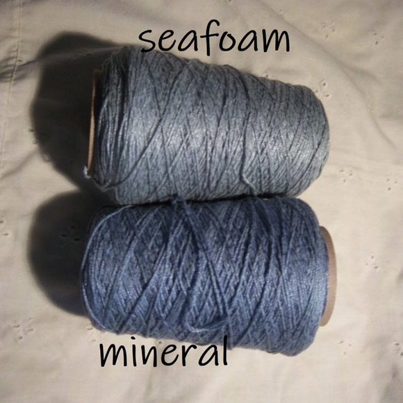 Mini Dina ~ rayon / cotton blend ~ seafoam - Picture 2 of 2